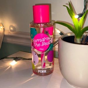VS/Pink Gumdrop the Beat Body Mist